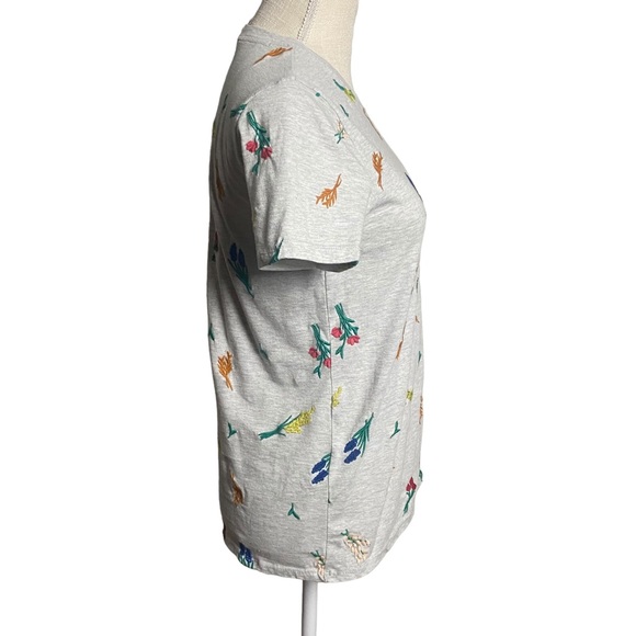 Lucky Brand Allover Embroidered Floral Tee- Heather Gray- Medium - Picture 10 of 13